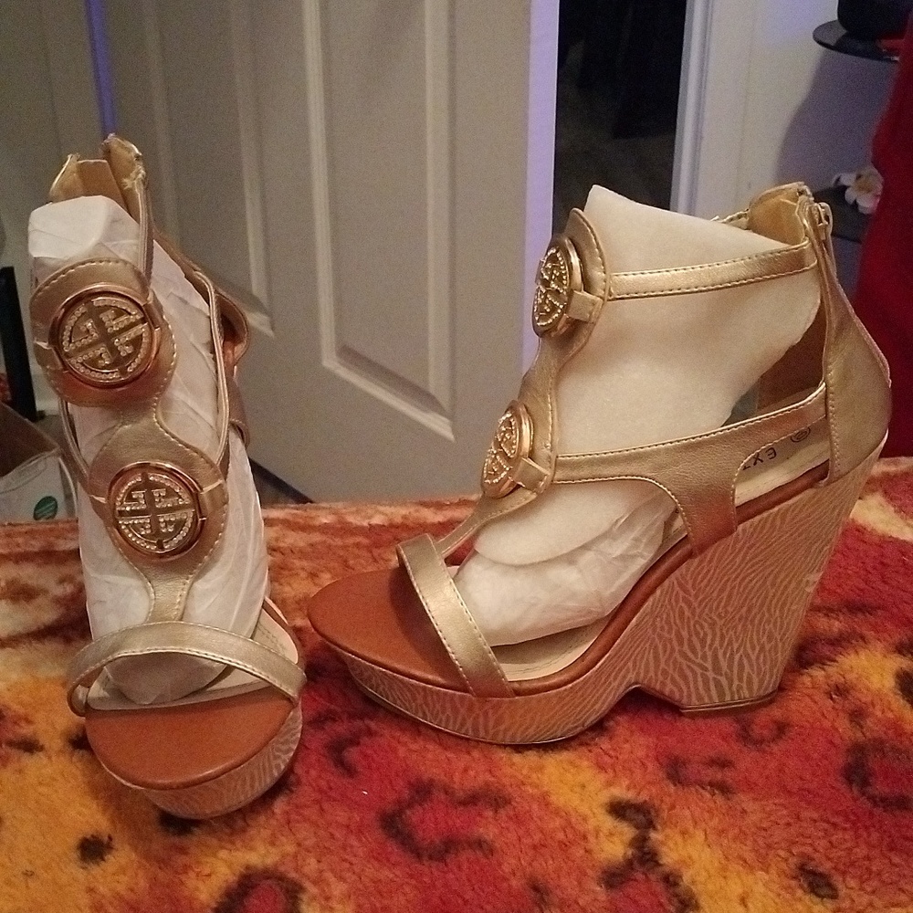 Extreme by Eddie Marc High Wedge Sandals.Size 10.